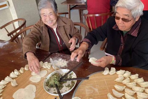 包餃子